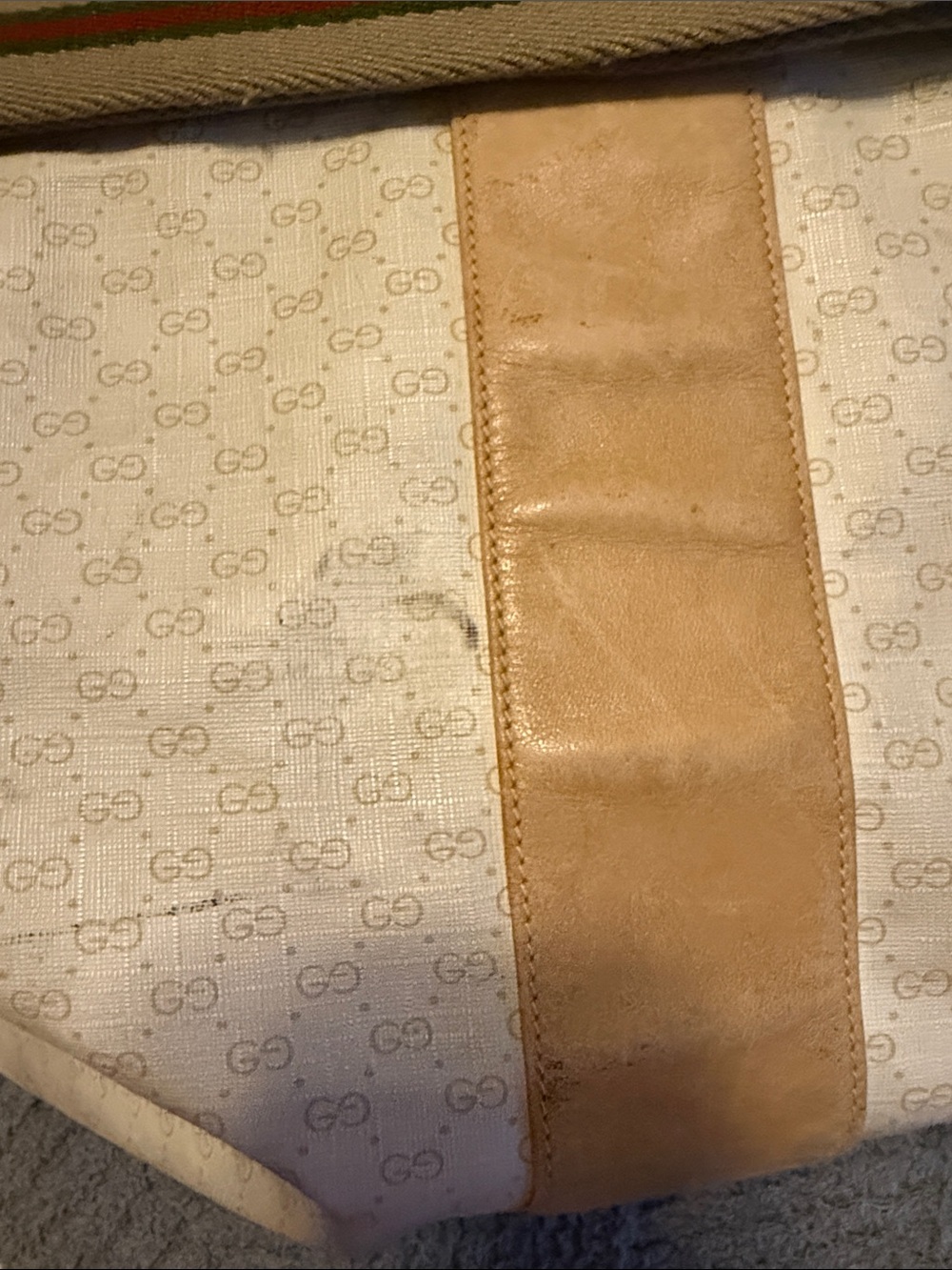 Gucci AUTHENTIC Vintage Micro GG Cream Monogram Duffle Bag. Please see all pics - Picture 12 of 15